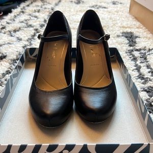 Clarks Real Leather black Mary-Jane heels size 7 (wide fit)